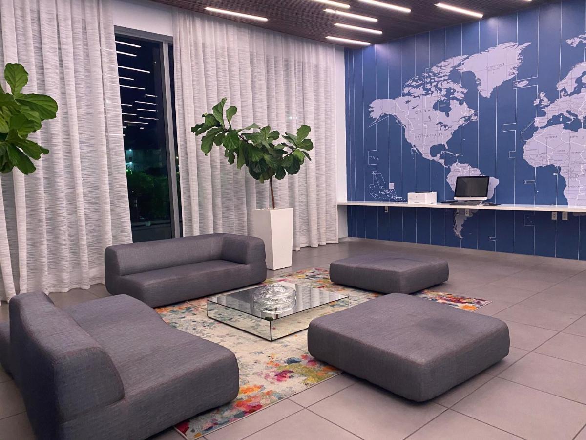 Studio In Hallandale 2 Beds Hallandale Beach Exteriör bild