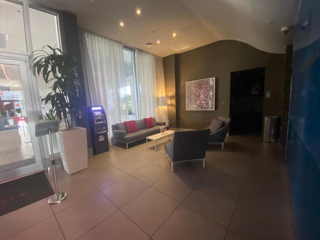 Studio In Hallandale 2 Beds Hallandale Beach Exteriör bild